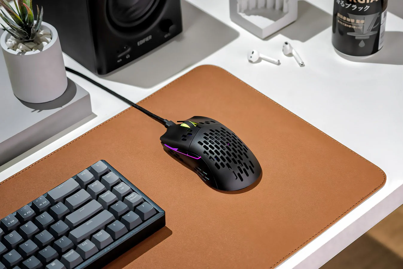 Keychron M1 Ultra-Light Optical Mouse - Image 6